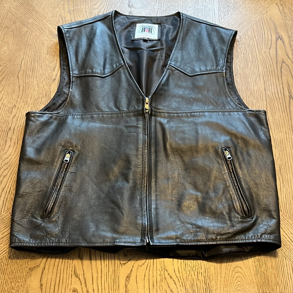 Black leather motorcycle vest Men's XL